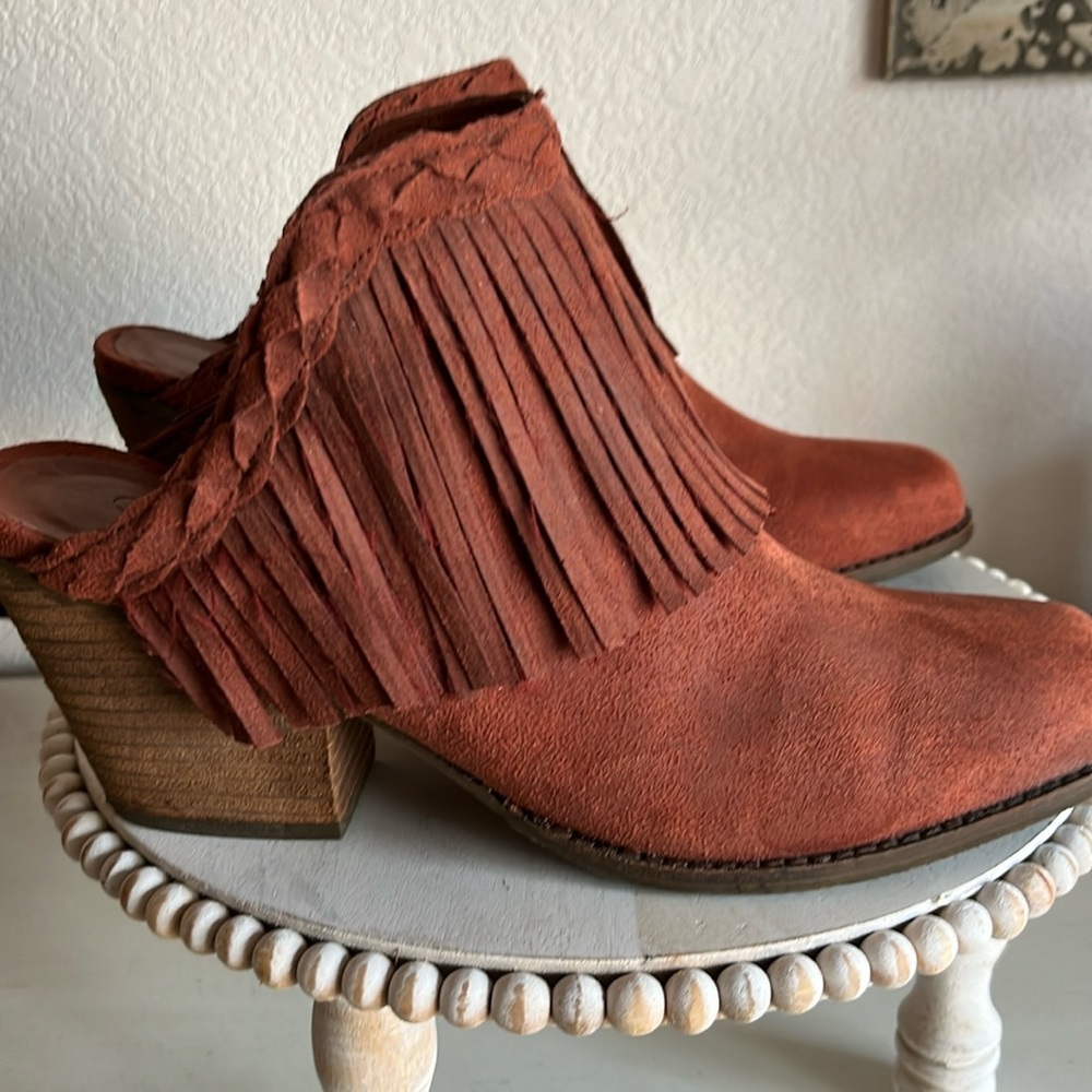 Coconuts by Matisse mules rust size 10 EUC